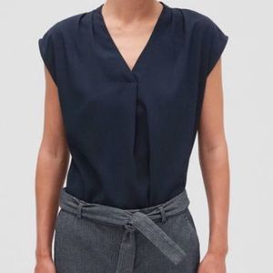 Banana Republic Petite Pleated Dolman Sleeve Top